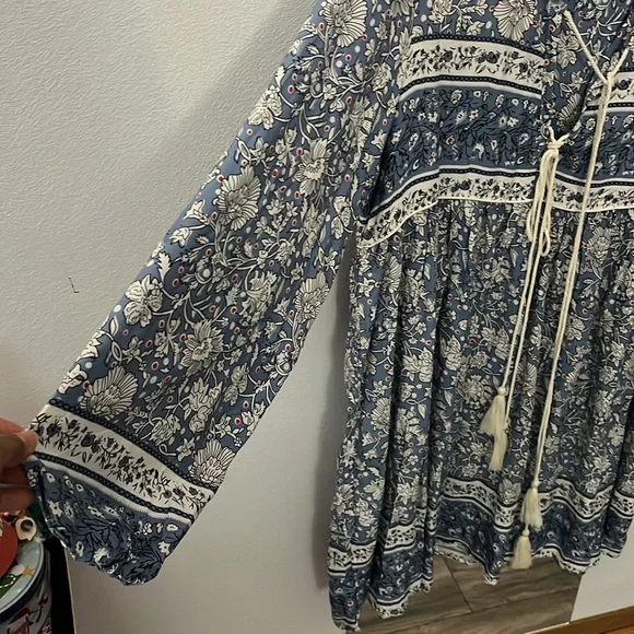 R Vivimos bohemian tassel dress Large - Picture 7 of 10